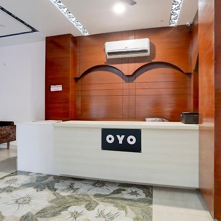 Hotel O Rana Hotel & Restaurant มีรัท ภายนอก รูปภาพ
